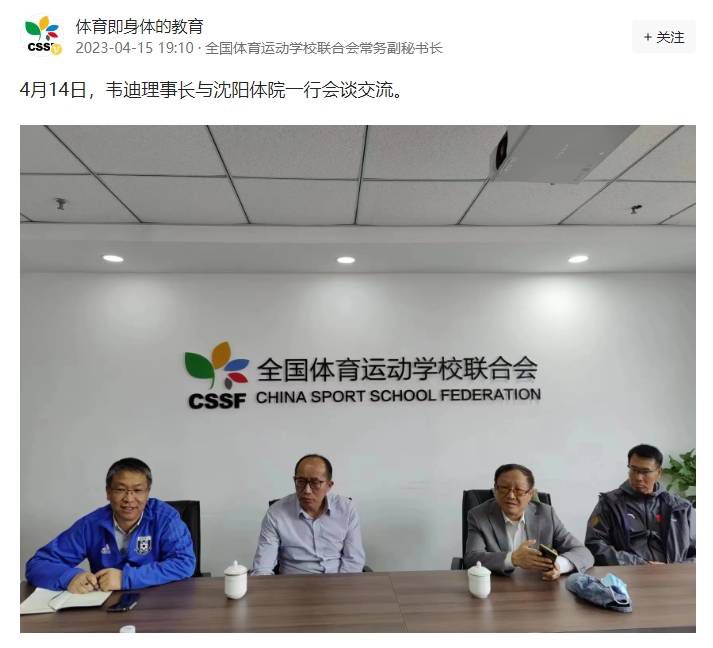 马岚不知道萧家已经被查封了，看到萧老太太一群人，背着大包小包，就像是逃难的人一样站在门口，便皱眉问道：你们怎么又来了？见马岚开了大门，萧老太太没搭理她，迈步便直愣愣的往里走